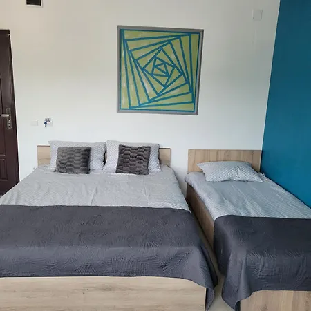 Castle Csanyi Apartment Livezeni  Room photo