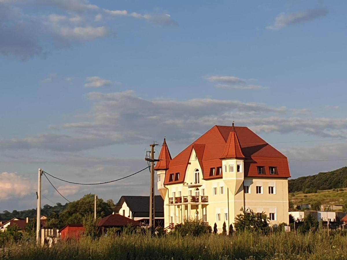 Castle Csanyi Apartment *